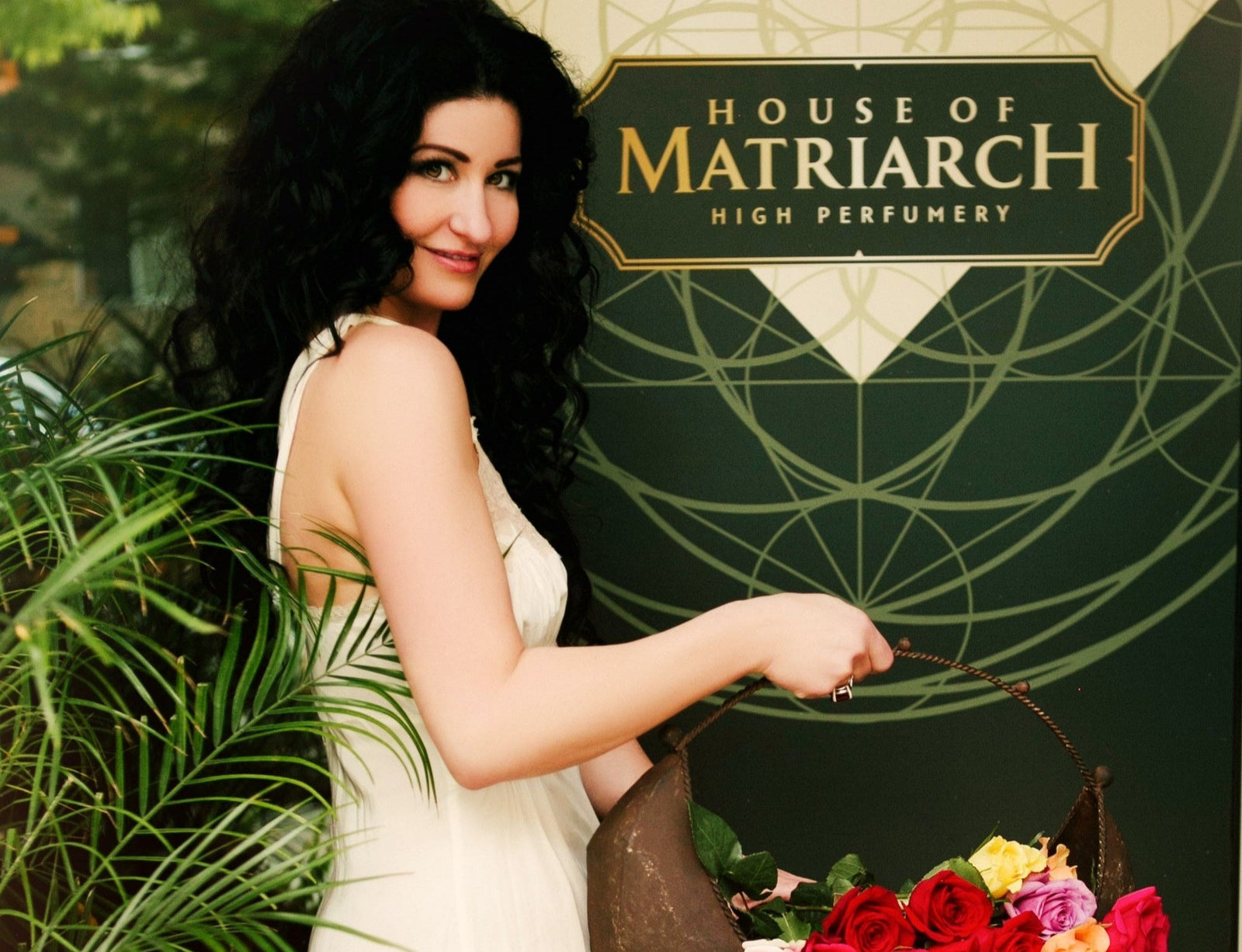 House of Matriarch - SEATTLE, WA - Natural, Organic, Vegan, Artisan & Niche High Perfumery Bespoke High Perfumery Design - Custom Commissioned Fragrances