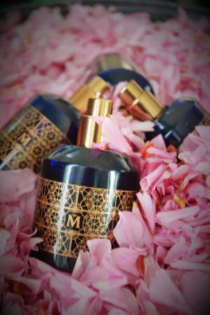 Art of personalization, bespoke Haute Perfumery service with Master Perfume